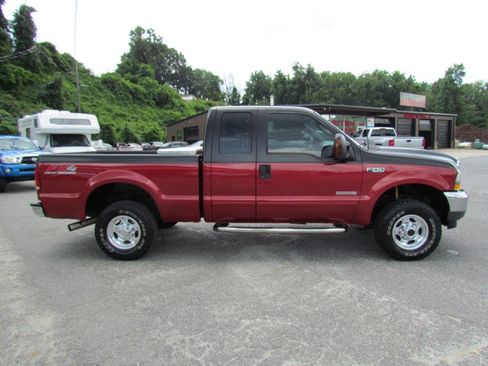 Used 2003 Ford F250 XLT image 8
