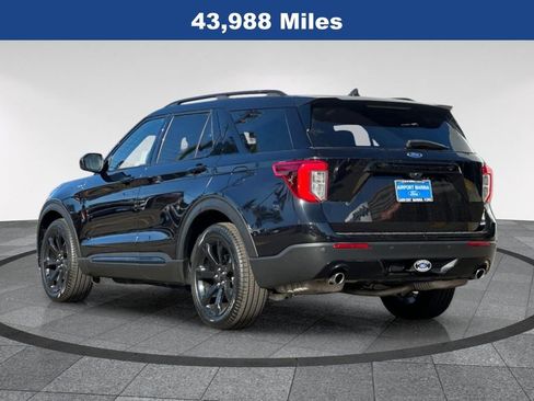 Certified 2023 Ford Explorer ST-Line w/ Class IV Trailer Tow Package image 8