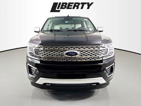 Used 2020 Ford Expedition Platinum image 2