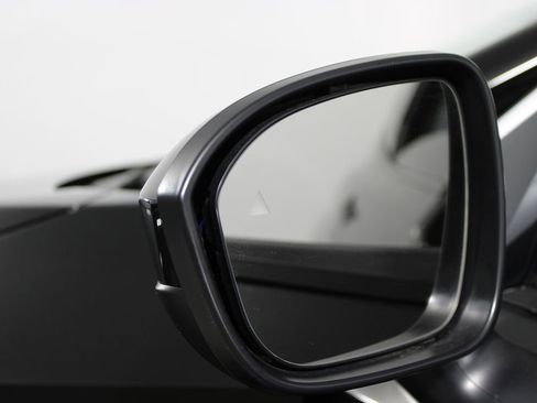 Used 2024 Nissan Ariya FWD image 34