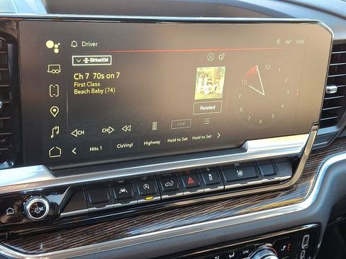 Used 2024 GMC Sierra 1500 Elevation image 15