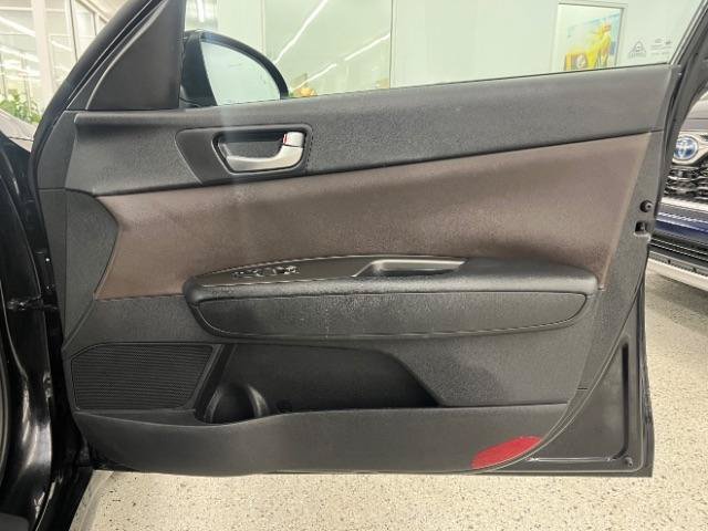 Used 2020 Kia Optima LX FWD image 25
