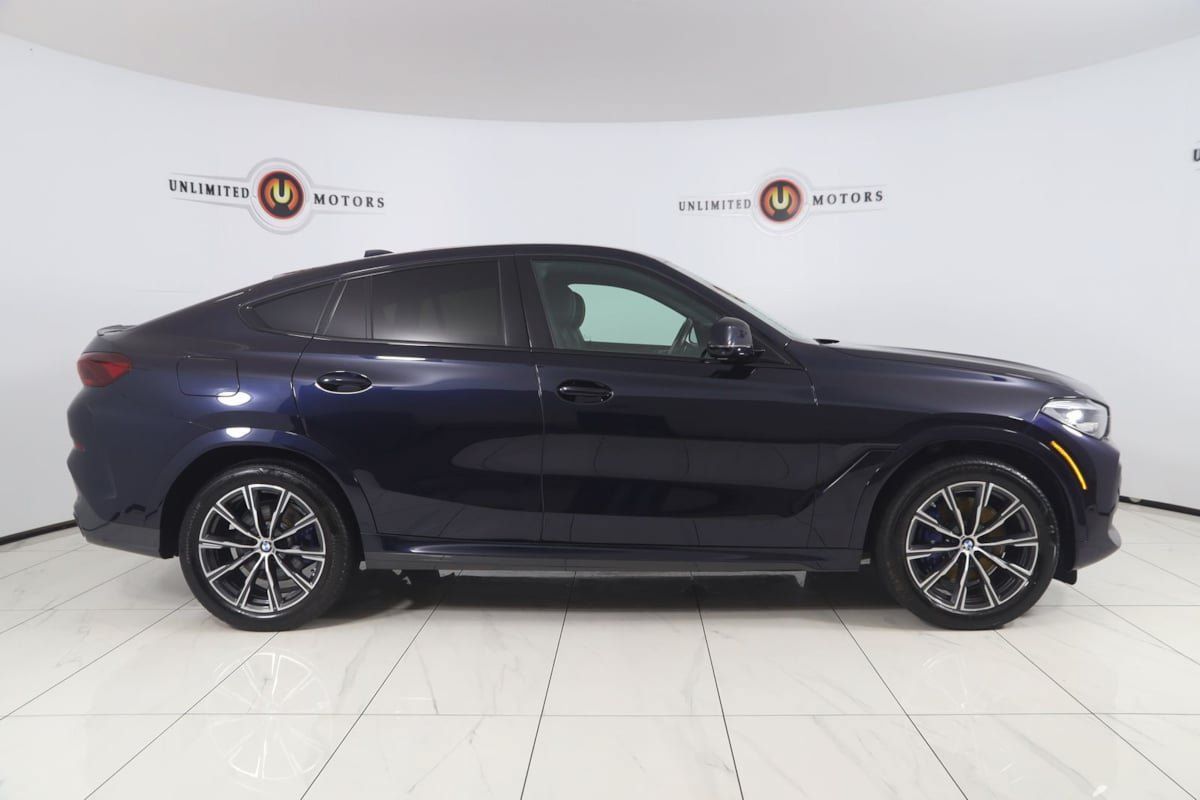 Used 2023 BMW X6 xDrive40i w/ M Sport Package AWD/4WD image 2