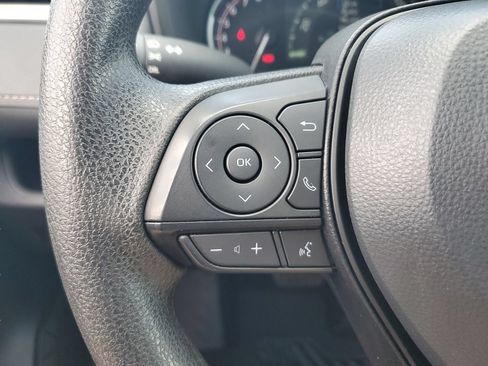 Certified 2025 Toyota RAV4 LE FWD image 20