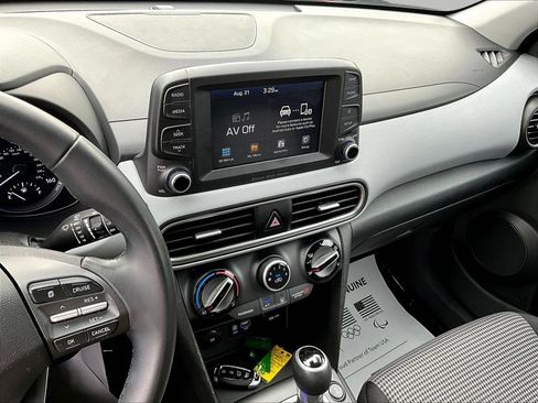 Used 2019 Hyundai Kona SEL AWD/4WD image 9