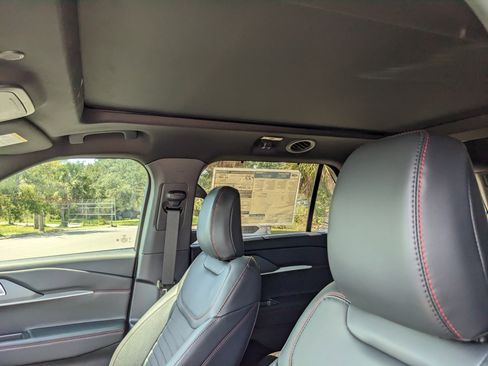 New 2025 Ford Explorer ST-Line w/ Premium Package image 21