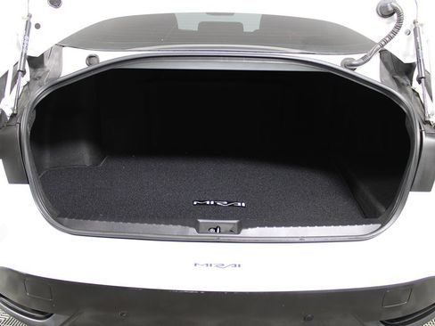 Used 2021 Toyota Mirai w/ Advanced Technology Package RWD image 27