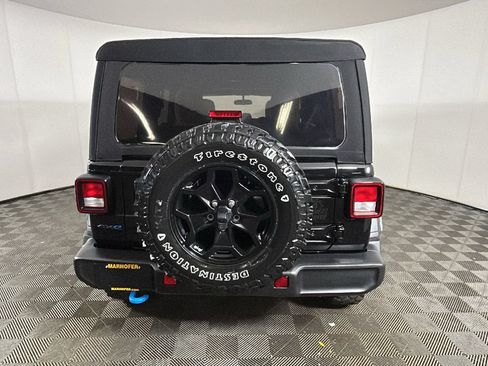 Used 2023 Jeep Wrangler Unlimited w/ Cold Weather Group AWD/4WD image 3