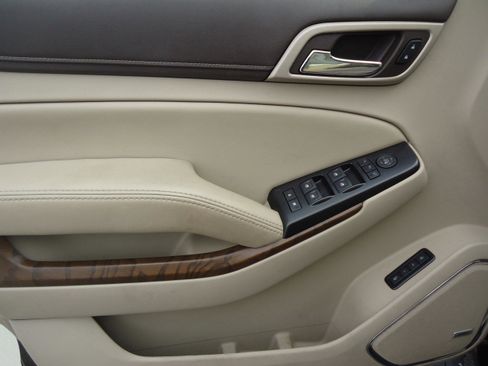 Used 2018 GMC Yukon XL Denali w/ Denali Ultimate Package image 25