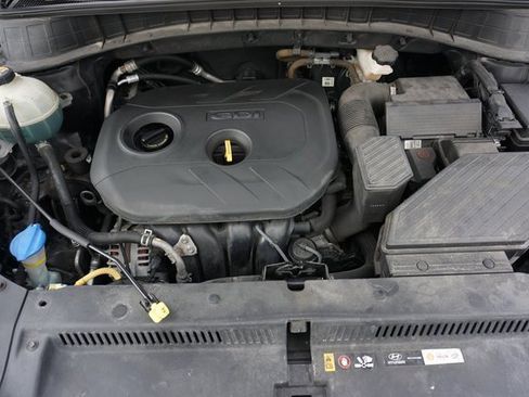 Used 2016 Hyundai Tucson SE w/ Option Group 02 image 11