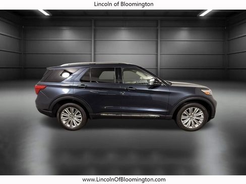 Used 2023 Ford Explorer Limited w/ Equipment Group 301A AWD/4WD image 8