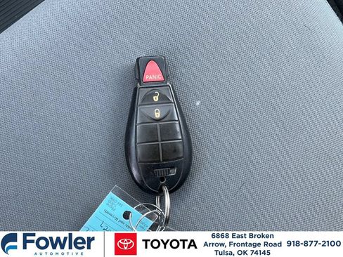 Used 2019 RAM 1500 Classic SLT AWD/4WD image 21