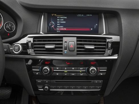 Used 2017 BMW X3 xDrive28i image 10