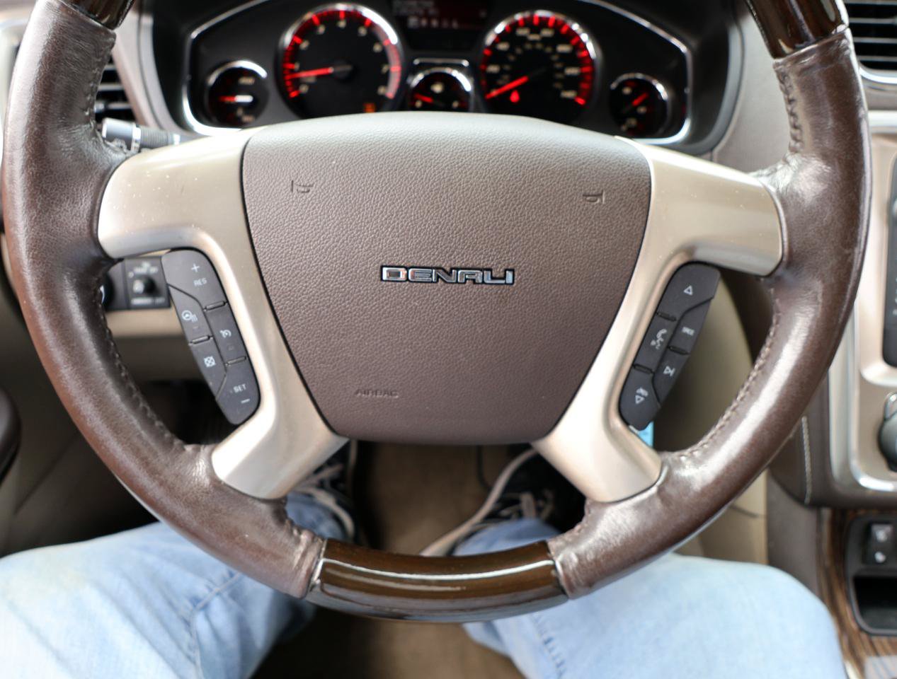 Used 2015 GMC Acadia Denali FWD image 50