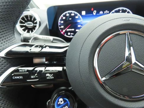 Certified 2025 Mercedes-Benz GLA 35 AMG 4MATIC image 11