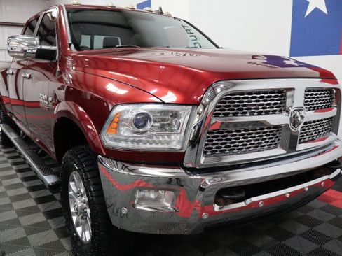 Used 2016 RAM 2500 Laramie AWD/4WD image 15