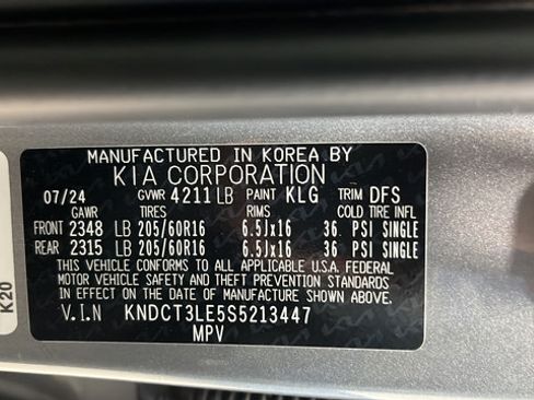 Used 2025 Kia Niro FWD image 38