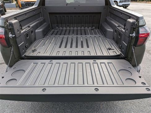 Used 2025 Hyundai Santa Cruz SEL image 32