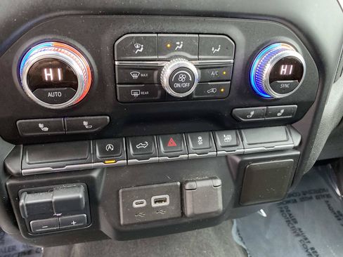 Used 2021 GMC Sierra 1500 Elevation AWD/4WD image 16
