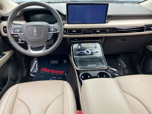 Used 2023 Lincoln Nautilus Reserve AWD/4WD image 15
