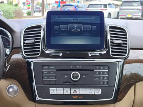 Used 2017 Mercedes-Benz GLE 350 image 17