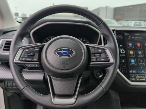 Used 2025 Subaru Ascent Premium image 22