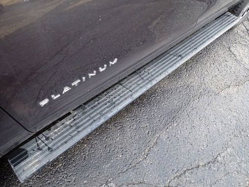 Used 2025 Ford Expedition Max Platinum image 14