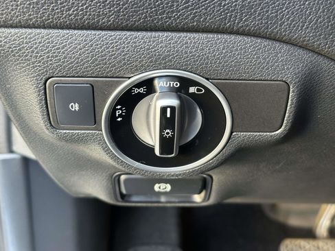 Used 2017 Mercedes-Benz GLA 250 4MATIC image 20