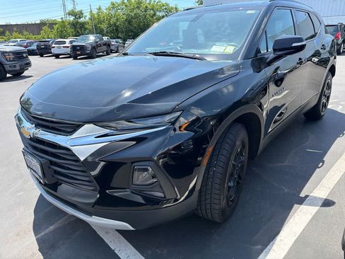 Used 2020 Chevrolet Blazer LT AWD/4WD image 2