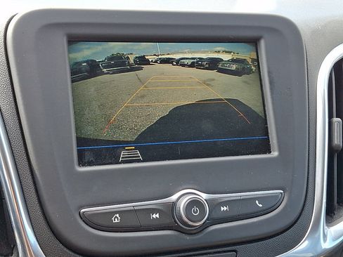 Used 2019 Chevrolet Equinox LT AWD/4WD image 17