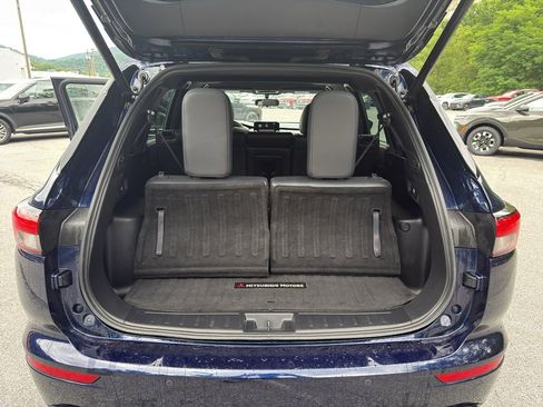Used 2022 Mitsubishi Outlander SE AWD/4WD image 15