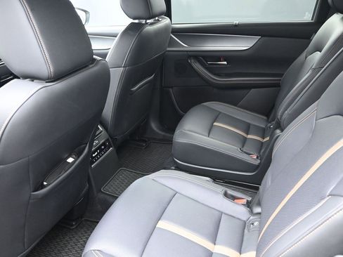 Used 2024 MAZDA CX-90 Plug-In Hybrid w/ Premium Plus image 16