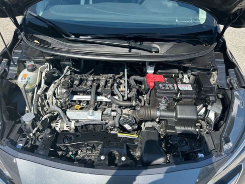 Used 2025 Nissan Versa SV FWD image 27