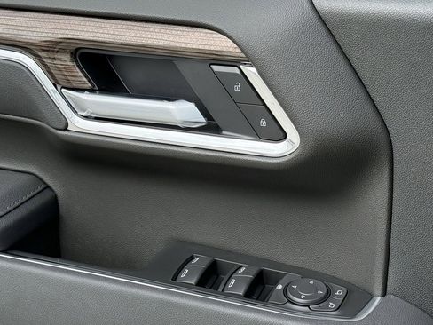 New 2026 Chevrolet Silverado 1500 RST w/ RST All Star Premium Package AWD/4WD image 17