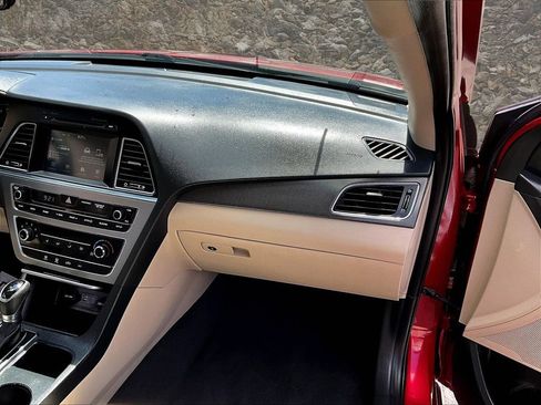 Used 2017 Hyundai Sonata Sport image 14