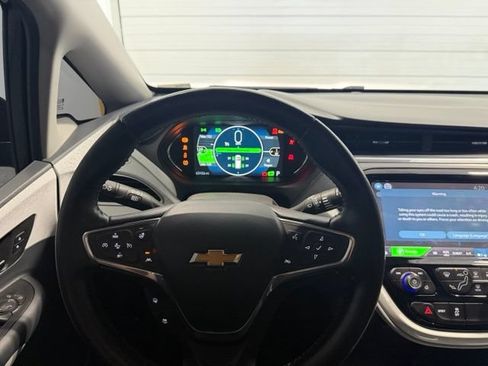 Used 2020 Chevrolet Bolt LT FWD image 14