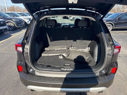 Used 2025 Ford Escape Platinum w/ Premium Technology Package image 12