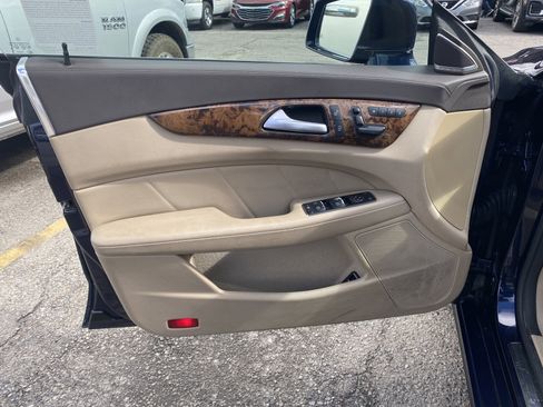 Used 2012 Mercedes-Benz CLS 550 image 12