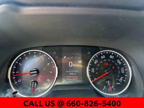 Used 2020 Toyota RAV4 LE FWD image 15