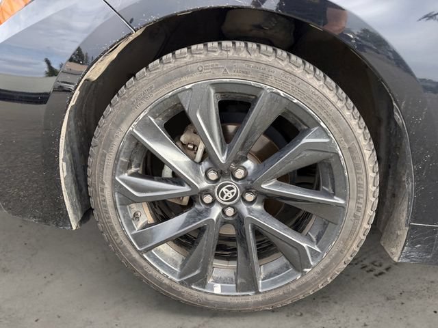 Used 2024 Toyota Corolla SE w/ SE Premium Package FWD image 9