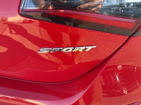 Used 2022 Honda Civic Sport image 29