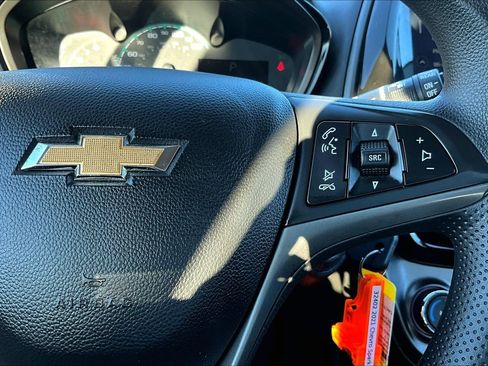 Used 2021 Chevrolet Spark LT image 19
