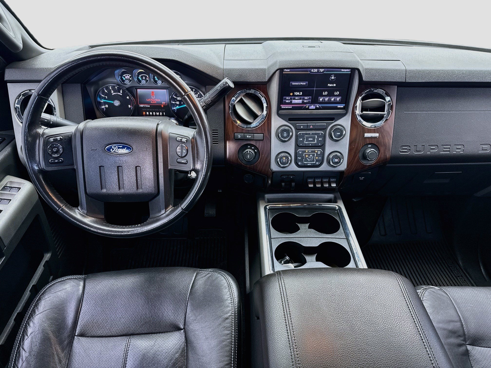 Used 2014 Ford F250 Lariat w/ Lariat Ultimate Package AWD/4WD image 15