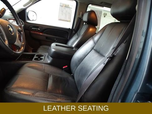 Used 2012 Chevrolet Avalanche LT w/ All-Star Edition image 2