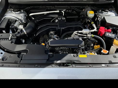 Certified 2025 Subaru Crosstrek 2.5i Sport AWD/4WD image 17