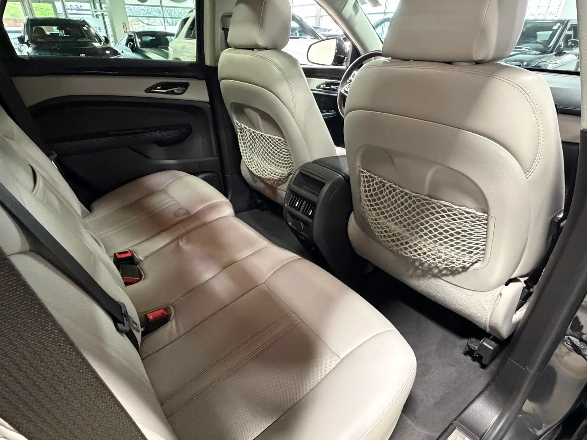 Used 2015 Cadillac SRX Luxury w/ Driver Awareness Package AWD/4WD image 26