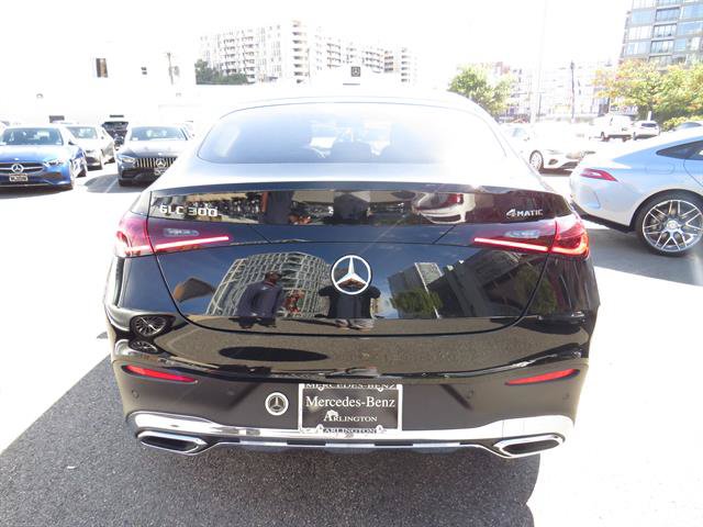 Used 2026 Mercedes-Benz GLC 300 4MATIC image 3