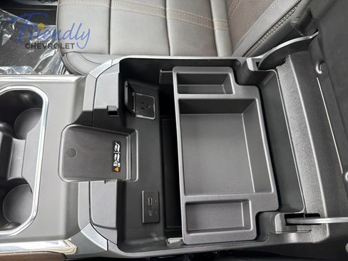 New 2026 Chevrolet Silverado 3500 High Country w/ High Country Premium Package AWD/4WD image 21