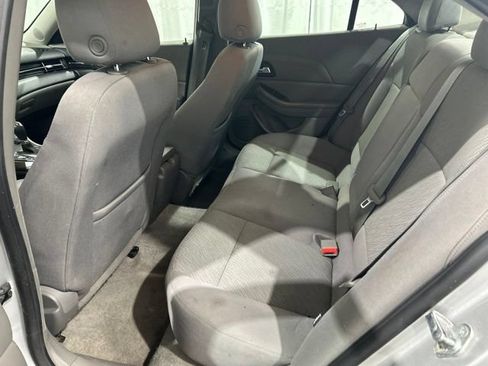 Used 2013 Chevrolet Malibu LS w/ Protection Package FWD image 12