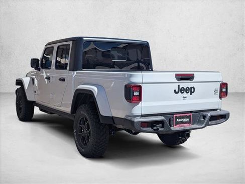 New 2026 Jeep Gladiator Willys image 9